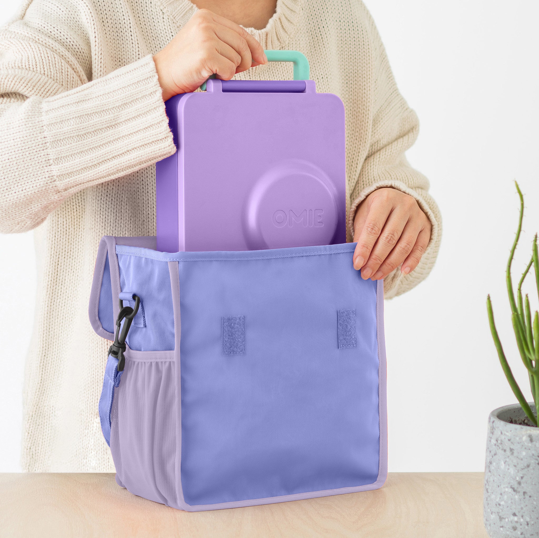 OmieLife Lunch Box Tote - Image 8