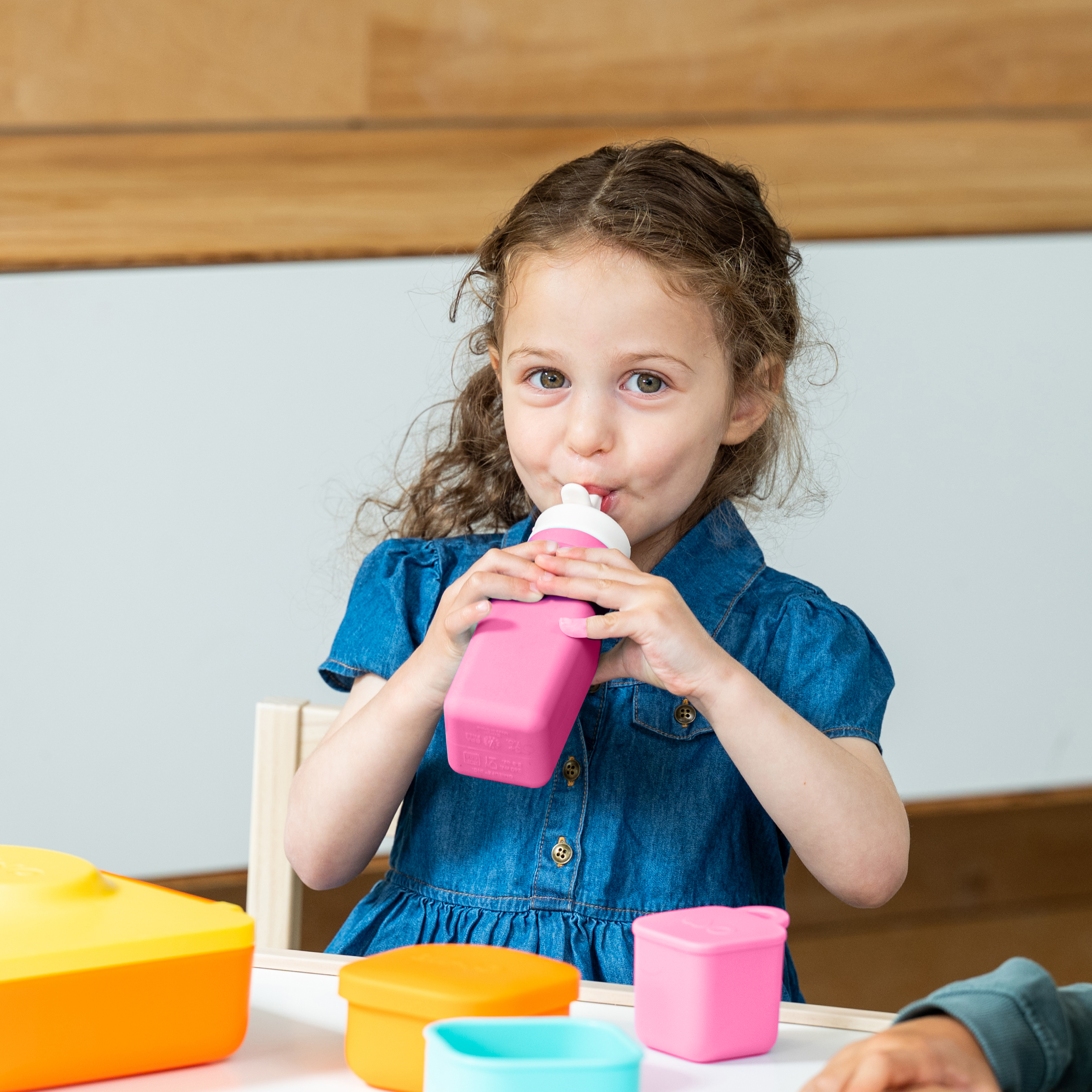 OmieLife Lunch Box Bottle - Image 7
